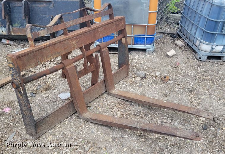 image for item JO9127 SkyTrak  48" L forks