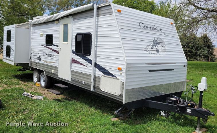 image for item JO9128 2005 Forest River Cherokee Lite  camper