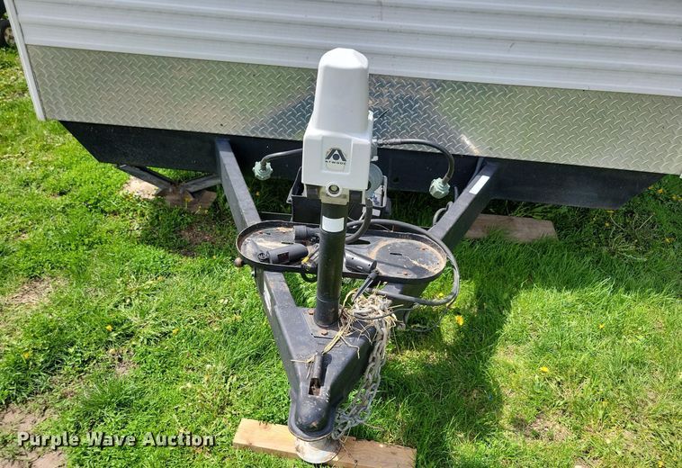 image for item JO9128 2005 Forest River Cherokee Lite  camper