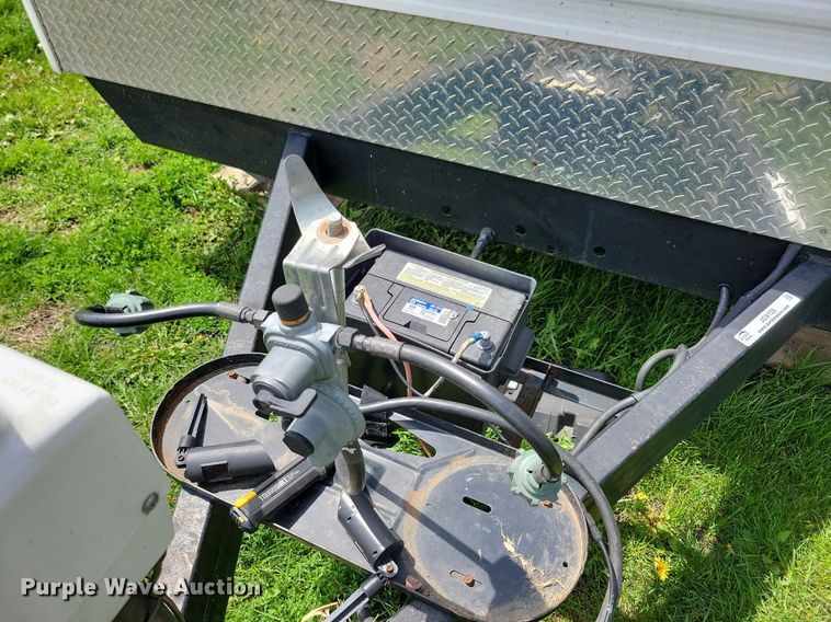 image for item JO9128 2005 Forest River Cherokee Lite  camper