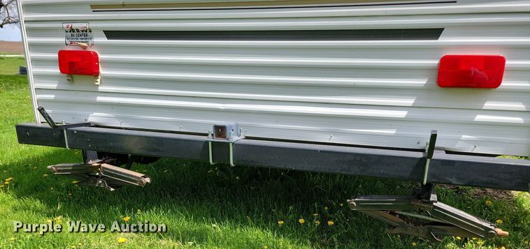 image for item JO9128 2005 Forest River Cherokee Lite  camper