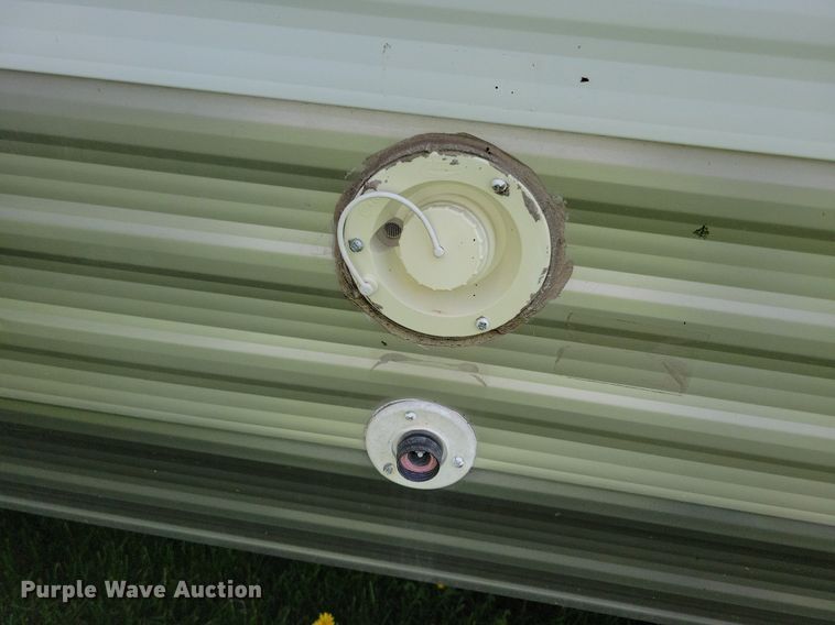 image for item JO9128 2005 Forest River Cherokee Lite  camper