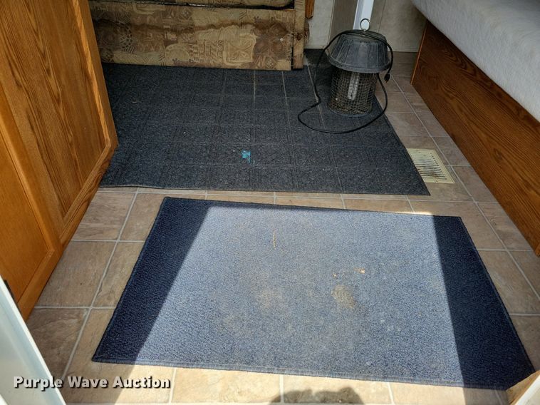 image for item JO9128 2005 Forest River Cherokee Lite  camper