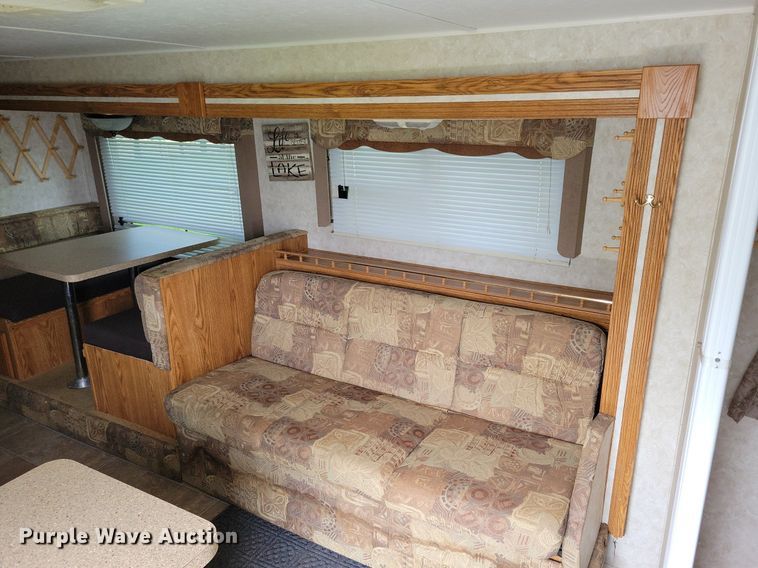 image for item JO9128 2005 Forest River Cherokee Lite  camper