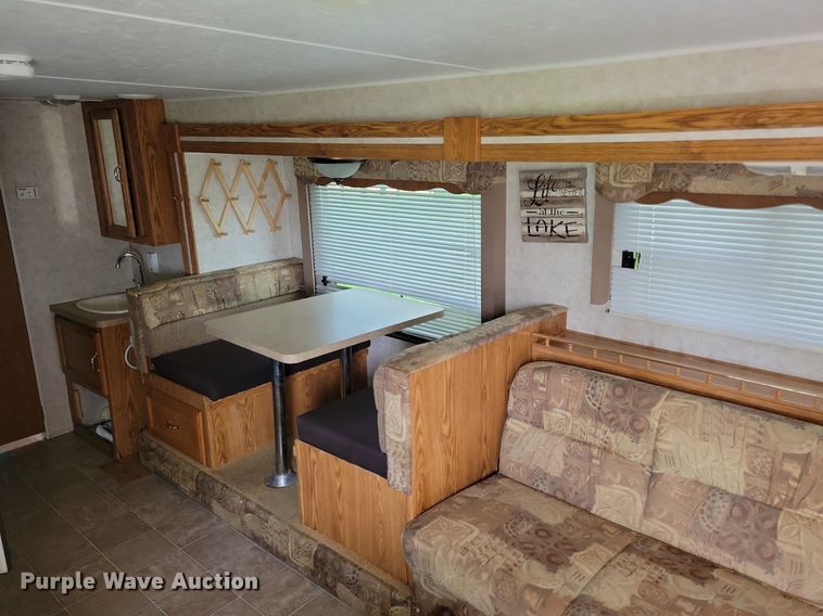 image for item JO9128 2005 Forest River Cherokee Lite  camper