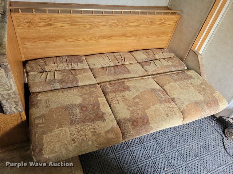 image for item JO9128 2005 Forest River Cherokee Lite  camper