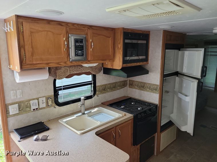 image for item JO9128 2005 Forest River Cherokee Lite  camper