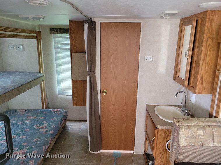 image for item JO9128 2005 Forest River Cherokee Lite  camper