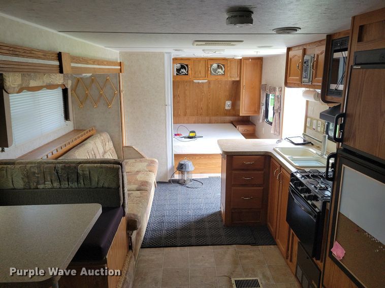 image for item JO9128 2005 Forest River Cherokee Lite  camper