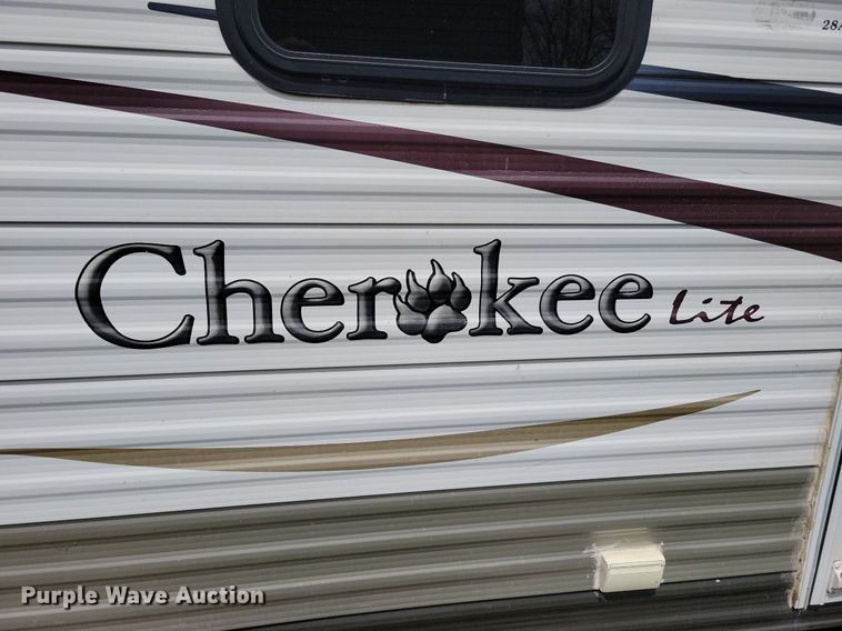 image for item JO9128 2005 Forest River Cherokee Lite  camper