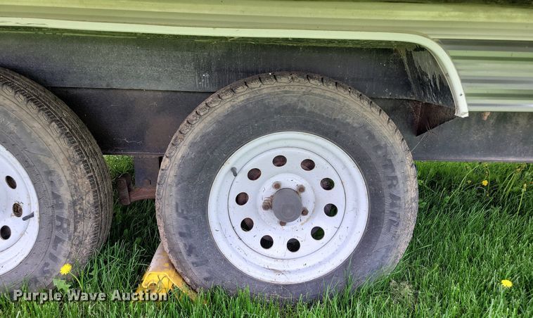 image for item JO9128 2005 Forest River Cherokee Lite  camper