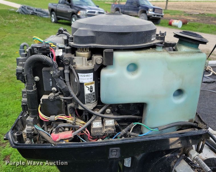 image for item JO9129 2001 Bass Tracker Pro 185  boat