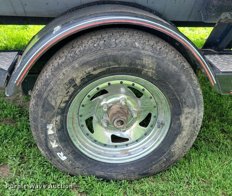 image for item JO9129 2001 Bass Tracker Pro 185  boat