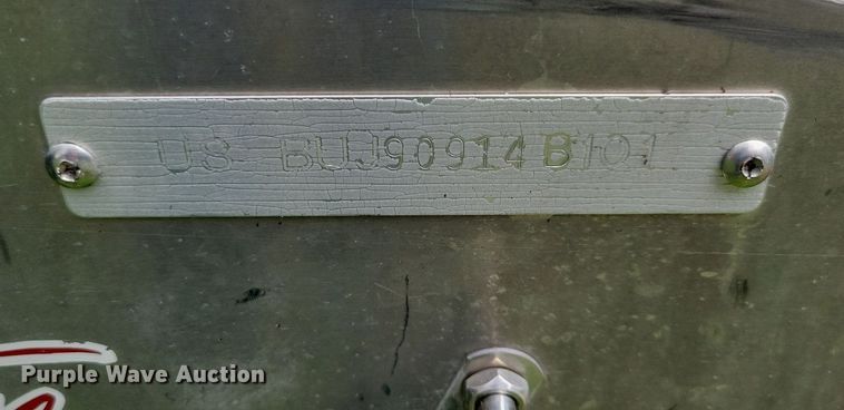 image for item JO9129 2001 Bass Tracker Pro 185  boat