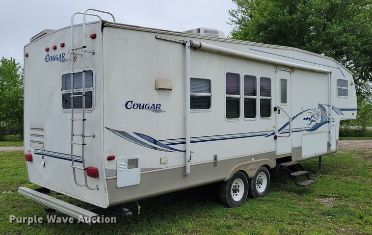 image for item JO9131 2004 Keystone Cougar  camper