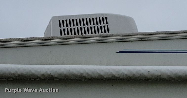 image for item JO9131 2004 Keystone Cougar  camper