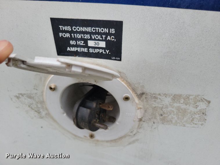 image for item JO9131 2004 Keystone Cougar  camper