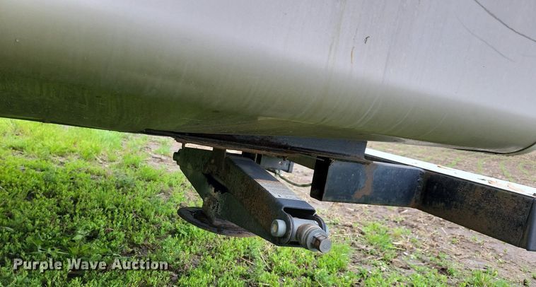 image for item JO9131 2004 Keystone Cougar  camper