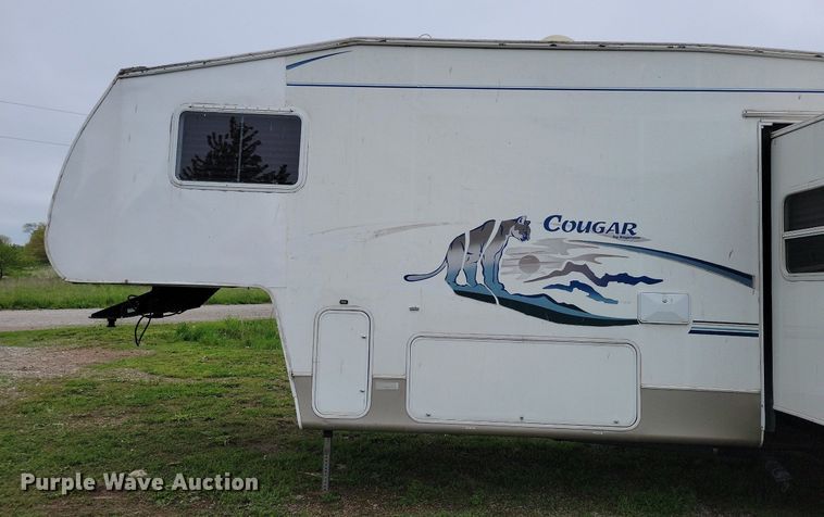 image for item JO9131 2004 Keystone Cougar  camper