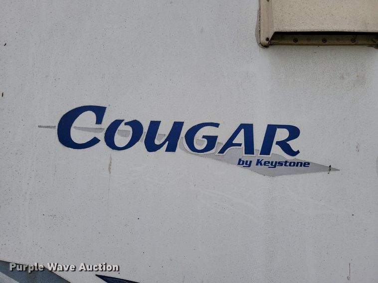 image for item JO9131 2004 Keystone Cougar  camper