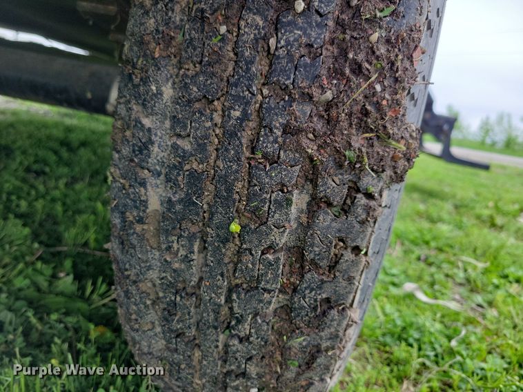 image for item JO9131 2004 Keystone Cougar  camper