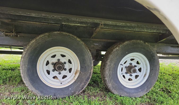 image for item JO9131 2004 Keystone Cougar  camper