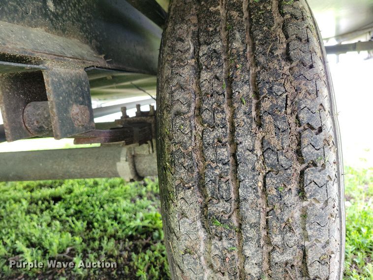 image for item JO9131 2004 Keystone Cougar  camper