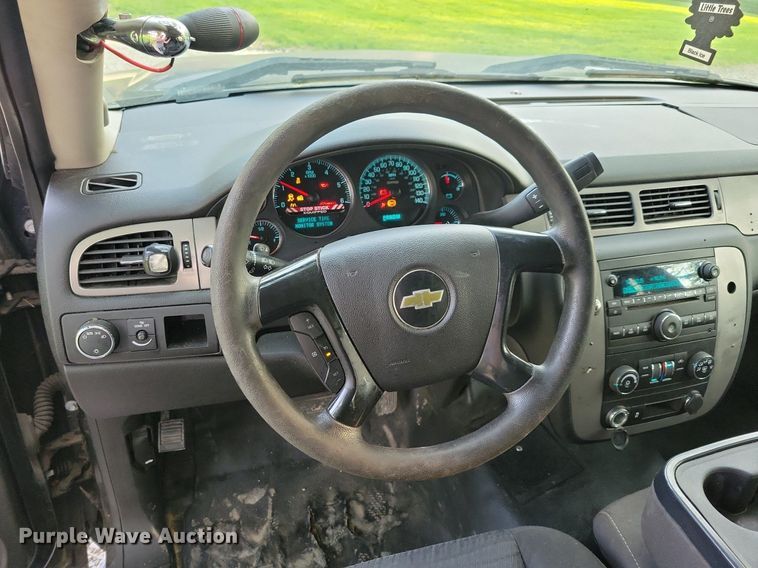 image for item JO9141 2013 Chevrolet Tahoe Police  SUV