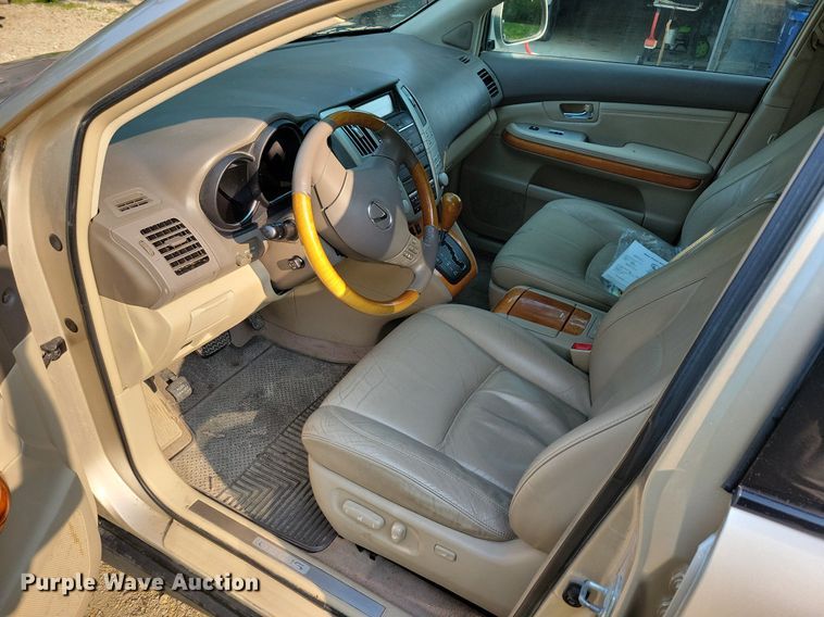 image for item JO9142 2004 Lexus RX 330  SUV