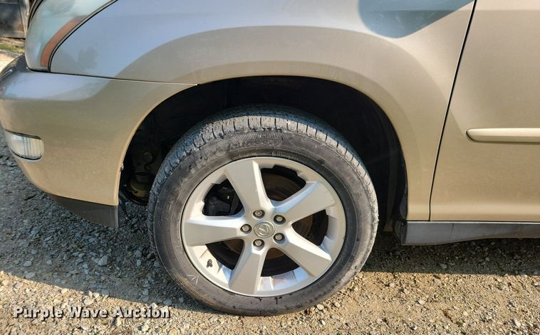 image for item JO9142 2004 Lexus RX 330  SUV