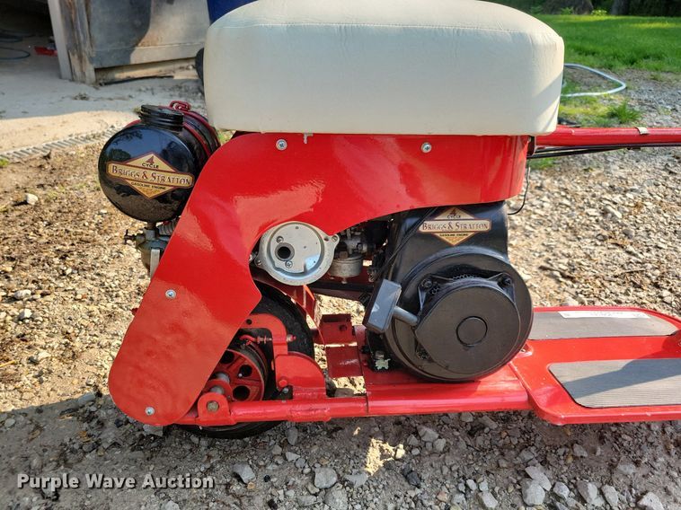 image for item JO9143 Hiawatha Doodle Bug Super  scooter