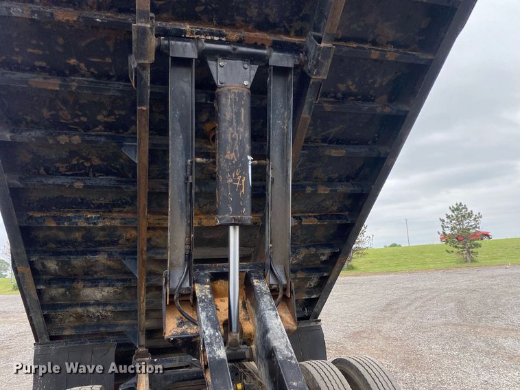 image for item KB9438 1998 Ford F800  dump flatbed truck