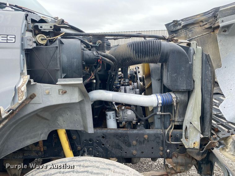 image for item KB9438 1998 Ford F800  dump flatbed truck