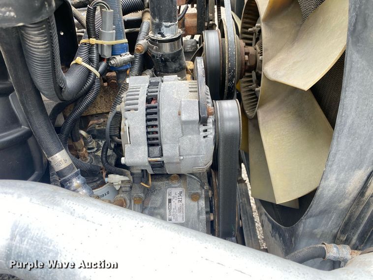 image for item KB9438 1998 Ford F800  dump flatbed truck