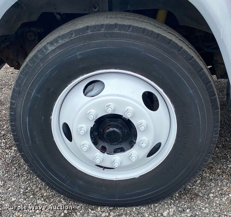 image for item KB9438 1998 Ford F800  dump flatbed truck