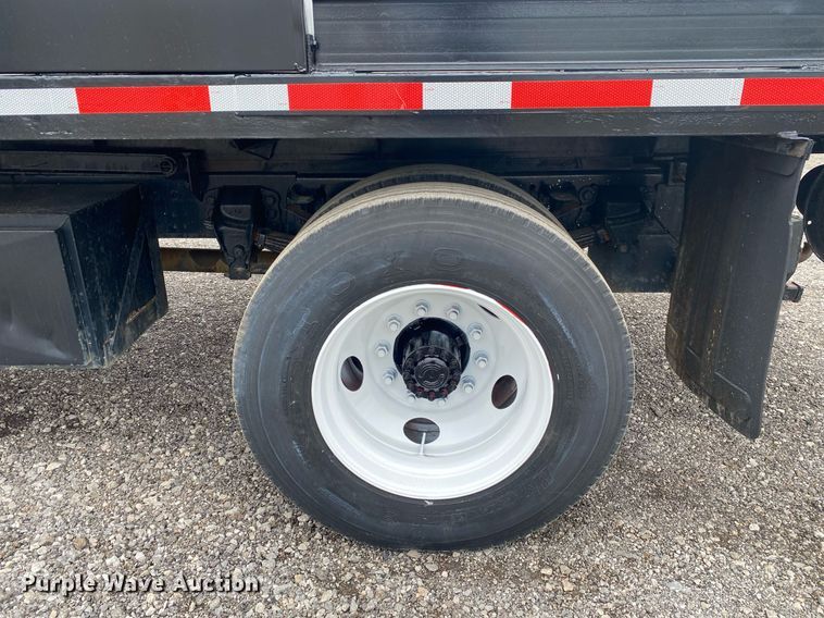 image for item KB9438 1998 Ford F800  dump flatbed truck