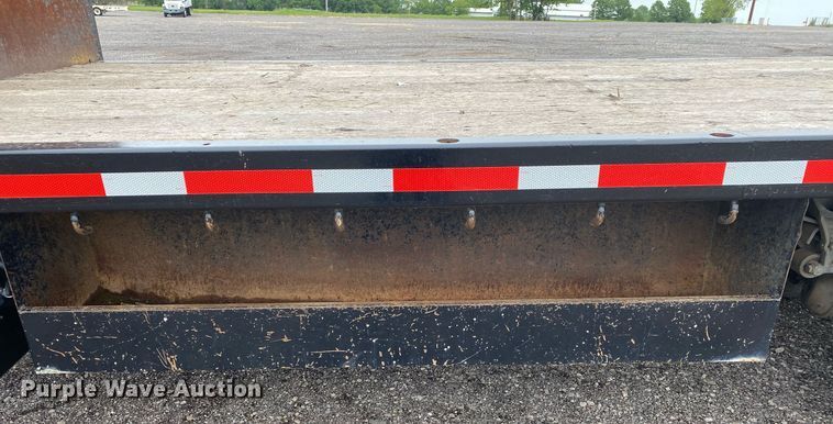 image for item KB9439 2008 Ford F650 Super Duty XLT  flatbed truck