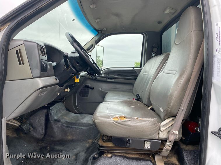 image for item KB9439 2008 Ford F650 Super Duty XLT  flatbed truck