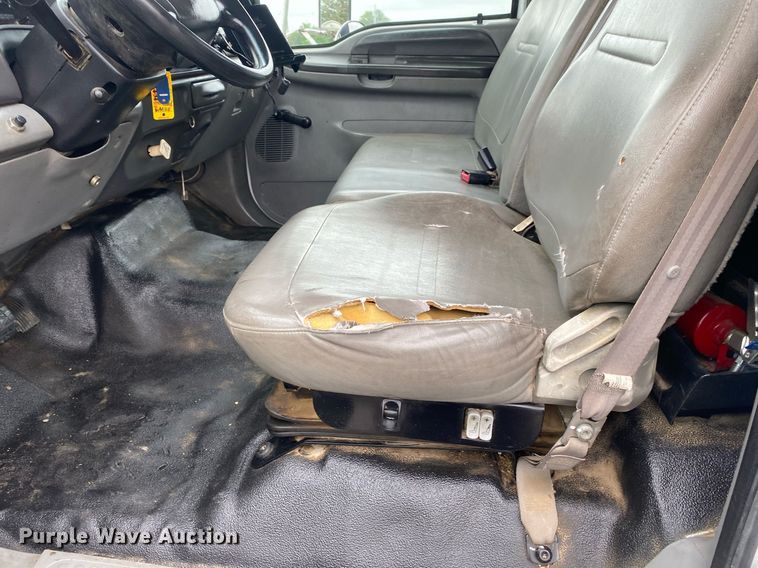 image for item KB9439 2008 Ford F650 Super Duty XLT  flatbed truck