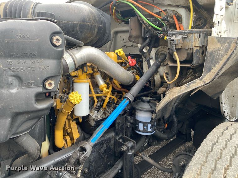 image for item KB9439 2008 Ford F650 Super Duty XLT  flatbed truck