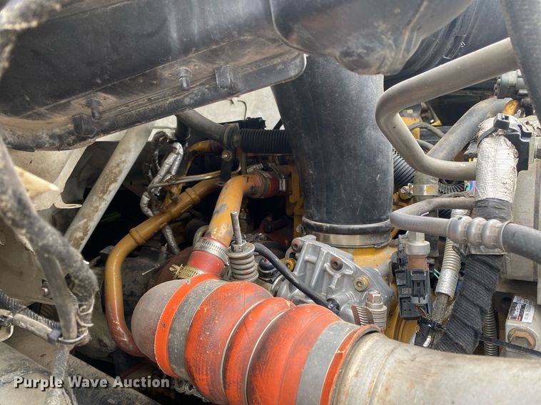 image for item KB9439 2008 Ford F650 Super Duty XLT  flatbed truck