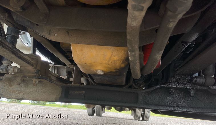 image for item KB9439 2008 Ford F650 Super Duty XLT  flatbed truck