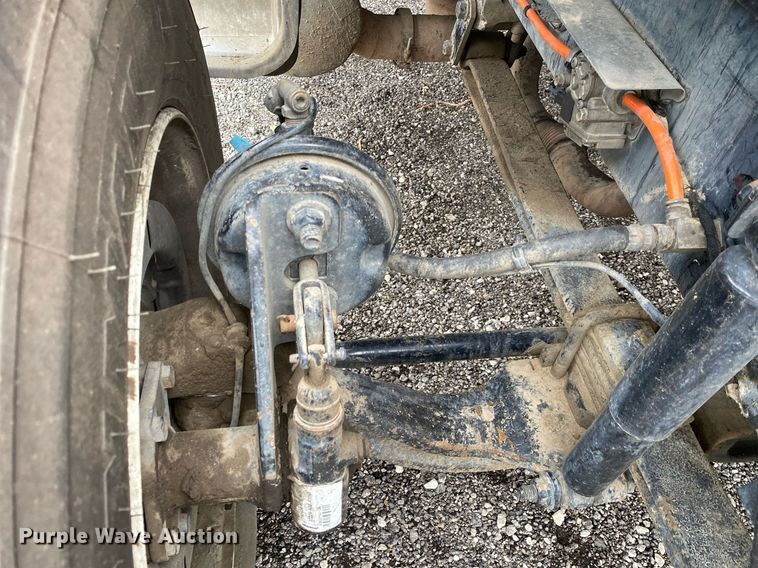 image for item KB9439 2008 Ford F650 Super Duty XLT  flatbed truck