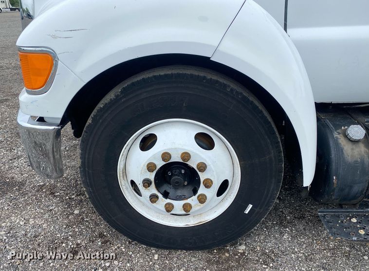 image for item KB9439 2008 Ford F650 Super Duty XLT  flatbed truck