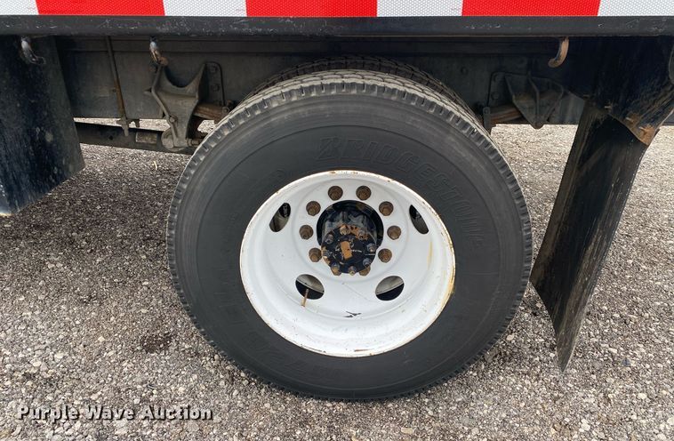 image for item KB9439 2008 Ford F650 Super Duty XLT  flatbed truck