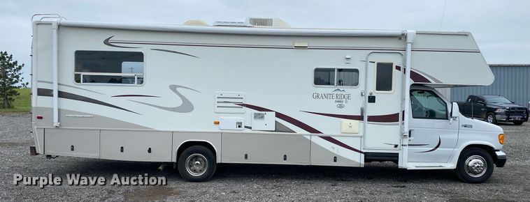 image for item KB9440 2003 Ford E450 Super Duty  RV