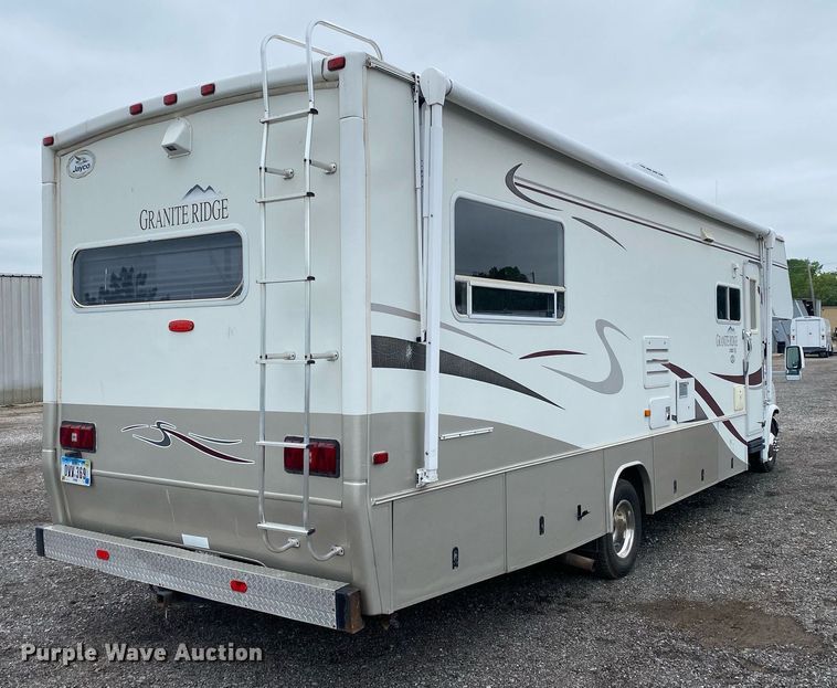 image for item KB9440 2003 Ford E450 Super Duty  RV