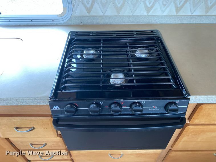 image for item KB9440 2003 Ford E450 Super Duty  RV