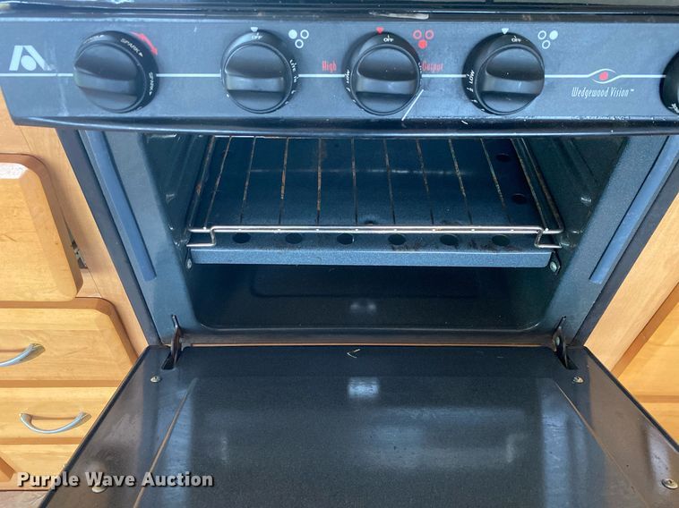 image for item KB9440 2003 Ford E450 Super Duty  RV