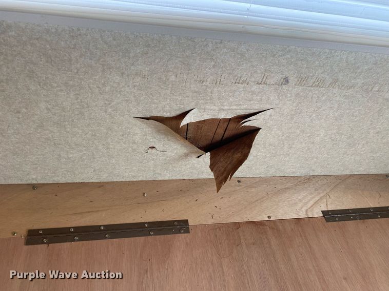 image for item KB9440 2003 Ford E450 Super Duty  RV